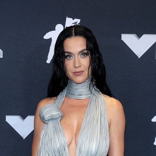 Katheryn Elizabeth Hudson